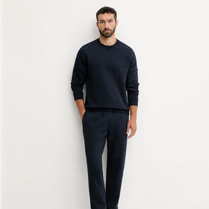 ชุดวอร์มมีฮู้ดคุณภาพสูงสำหรับฤดูใบไม้ผลิ เหมาะสำหรับการฝึกซ้อมและวิ่งจ๊อกกิ้ง สี ขนาด และสไตล์สามารถปรับแต่งได้ ผลิตตามแบบ OEM รุ่นปี 2026 ทรงโอเวอร์ไซส์ - Product Image 1