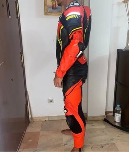 Trajes de Motociclista para Hombre, Servicio OEM, Nuevo, Mejor Material de Cuero, Ignífugo, Ligero, Transpirable, Impreso, Personalizado - Product Image 2