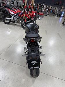 Ventes aux enchères 2026 CB650R E-Clutch Nouvelles motos avec une puissance de 1001-2000W et une vitesse maximale de >80 km/h - Product Image 6