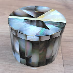 Caja de joyería octogonal de mármol blanco hecha a mano madre perla abulón incrustaciones regalo económico para almacenamiento de pendientes inspirado indio - Product Image 2