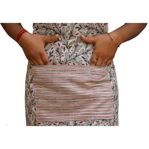 Nuevo delantal de cocina de diseño floral para el hogar Hotel Restaurantes para hombre y mujer Proveedor de delantal de cocina de algodón en India - Product Image 4