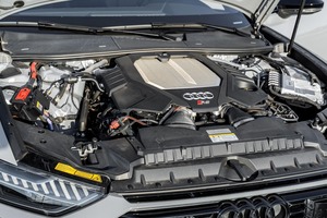 รถ RS6 Avant Performance มือสองสภาพดี เครื่องยนต์เทอร์โบ V8 621 แรงม้า - Product Image 3