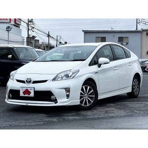 Toyota Prius S Hatchback Hybride Essence-Électrique 2014 Sièges en Cuir Caméra Arrière - Product Image 1