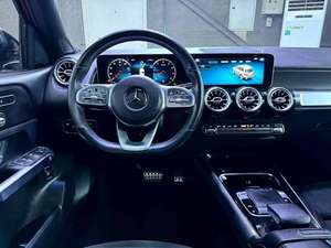 SUV 2024 d'occasion, 7 places, 400 CV+, 4.1-6L atmosphérique, transmission automatique 9 vitesses, essence foncé - Product Image 5