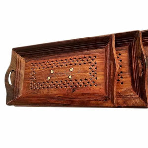 Plateau de service en bois de conception unique faite à la main forme et taille personnalisées plateau d'ustensiles de cuisine de table - Product Image 1
