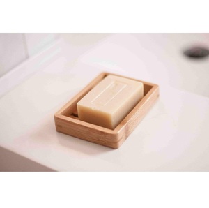 Porte-savon antidérapant, durable et écologique pour comptoir de salle de bain, en matériau naturel, disponible chez Worldwide Supply - Product Image 1