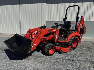 Mini tracteur agricole Kioti CS2220 22HP 4x4 à transmission par engrenages avec chargeur arrière et tondeuse pour l'agriculture et le jardinage - Product Image 6