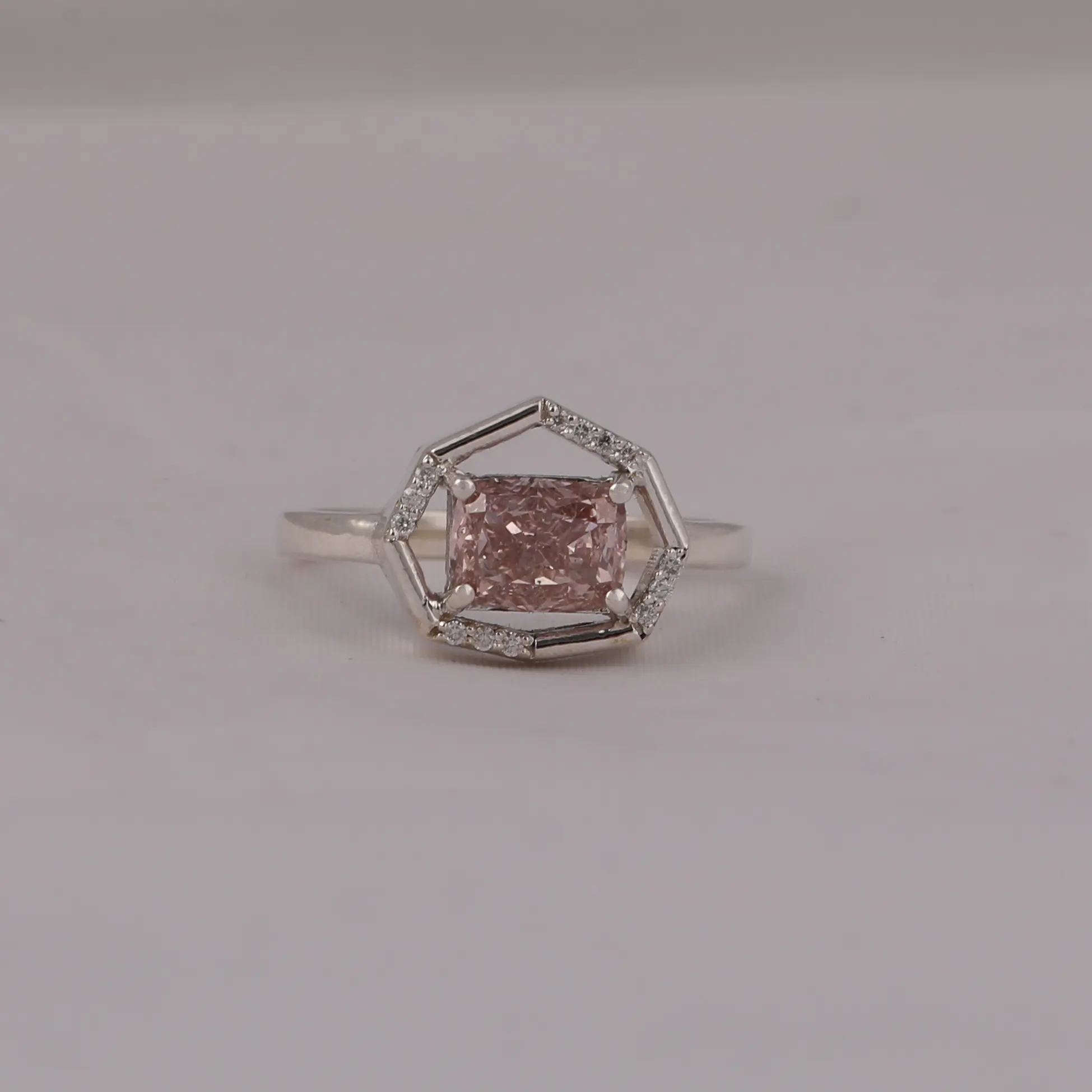 Женское роскошное модное кольцо в розовой сияющей восьмиугольной форме с крошечным круглым бриллиантовым кольцом из цельного золота 14 КТ