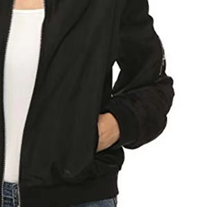 Veste bomber pour femme, prix imbattable, hiver, chaude, logo personnalisé, impression unie, respirante, haute qualité - Product Image 5