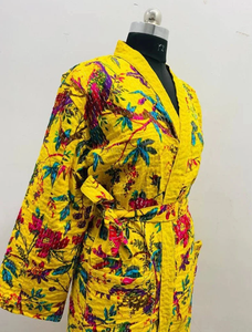 Manteau imprimé oiseau jaune matelassé de style Kantha fait à la main pour les femmes Kimono thermique confortable de vêtements de nuit pour le printemps été pur - Product Image 2