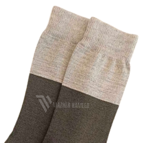 Chaussettes en coton doux unies avec logo personnalisé conception solide qualité OEM directe usine pour hommes - Product Image 6