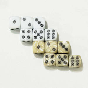 ลูกเต๋า TIMELESS CRAFT XCL รุ่น Bone D6 ขนาด 14 มม. ผลิตจากวัสดุรักษ์โลก ทำด้วยมือ รูปทรงการ์ตูน ดีไซน์มุมฉาก เหมาะสำหรับงานสังสรรค์ครอบครัว/งานปาร์ตี้ - Product Image 3