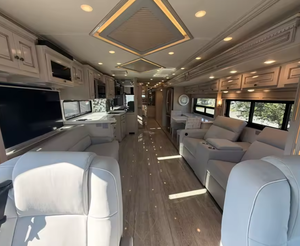 Venta de Autocaravanas Usadas Newmars Dutch Star 2022, Clase A, para 4-6 Pasajeros, Precio de Mayoreo con Descuento - Product Image 3