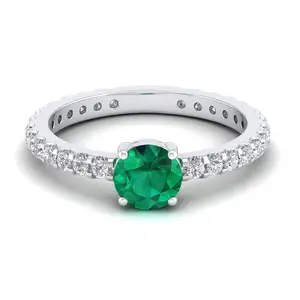 แหวนทองคำขาว18K เหนือกาลเวลามีเพชรมรกตและเพชรสีสดใสเครื่องประดับทองขาว18K สำหรับผู้หญิงขายส่งราคา