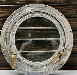 Decoración de Pared: Ventana Marítima de Aluminio Restaurada Estilo Vintage con Jaula - Calidad Premium - Product Image 2