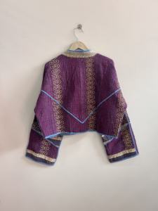 Chaqueta Kantha vintage hecha a mano, única en su tipo, estilo bohemio hippie, ropa de calle. - Product Image 6