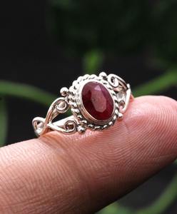 925 plata esterlina sólida cabujón Natural anillo de rubí rojo rubí hecho a mano estampado mejor diseño piedra preciosa anillo hecho a mano joyería - Product Image 2