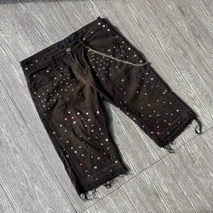 กางเกงยีนส์ขาสั้นผู้ชายสไตล์ไฮสตรีทสุดเทรนดี้ ผ้าเดนิมหนา ประดับคริสตัลและเพชรเทียม ทรงวินเทจหลวมๆ สำหรับผู้ชาย - Product Image 5