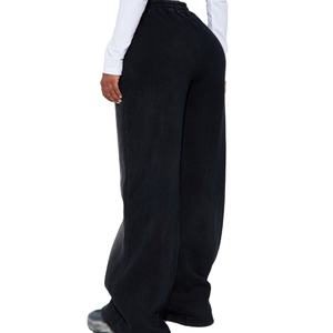 Survêtement en molleton de coton pour femme avec logo personnalisé, col rond, coupe courte et pantalon large, taille haute, vêtements décontractés pour se détendre, marque privée OEM - Product Image 2