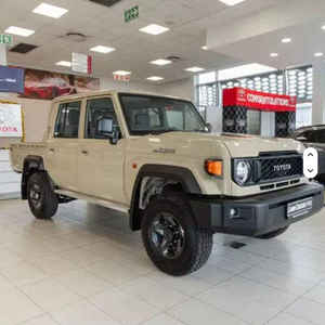 Toyota Land Cruiser 79 Doble Cabina Usada con Título Limpio - Product Image 5