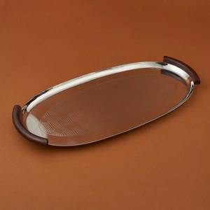 Plateaux de service en métal avec poignée en bois Plateau de service personnalisé Ramadan Special Premium Silver Finished Middle East Design - Product Image 2