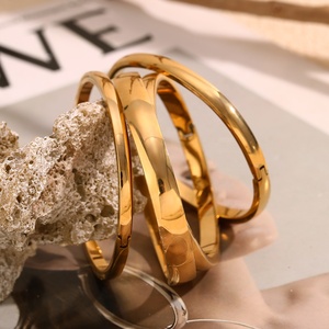 Nuovo Bracciale 2025 in Acciaio Inossidabile 316L Placcato <span class=keywords><strong>Oro</strong></span> 18k Super Lucido con Cerniera Ipoallergenico Semplice Curvo 4/5/6/8mm Gioielli - Product Image 5