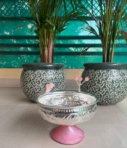 Cuenco de Metal en forma de pájaro de resina Urli Uruli de latón tradicional moderno para decoración interior del hogar atractivo estético para regalos de Diwali - Product Image 2