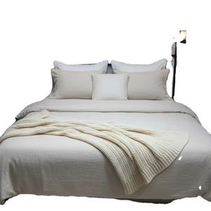 Juego de Funda Nórdica de Lino 100% Orgánico - Juego de Ropa de Cama de Lino Suave y Ecológico de 4 Piezas con Cierre de Botones - Product Image 1