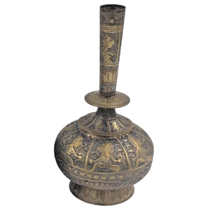 Surahi en laiton pur vintage de haute qualité avec gravure, finition polie pour une utilisation en cuisine, article de cuisine antique arabe - Product Image 5