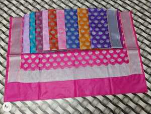 Diseñador Banarasi Dupatta con patrón floral de trabajo de hilo dorado adecuado para bodas, fiestas universitarias y ropa de moda diaria - Product Image 5