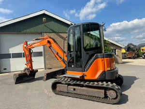 Mini-excavatrice Hitachi ZX55UR-2 de 5,5 tonnes, compacte, hydraulique, avec cabine, moteur puissant, faible consommation de carburant, vente en gros - Product Image 5