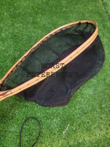 Épuisette de pêche à la mouche d'extérieur avec cadre en bois et filet en caoutchouc, outil de capture de truites à lancer à la main - Product Image 5