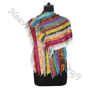 Vente en gros de foulard sari en soie vintage recyclée de créateur fait à la main 15 bandes étole châle long motif géométrique fin pour les femmes - Product Image 1
