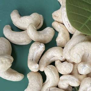 W320ผลิตจากเม็ดมะม่วงหิมพานต์จากโรงงานซันติโก้เวียดนาม2025 - Product Image 1