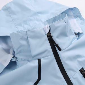 Veste de randonnée imperméable à capuche, design unique, produit incroyable, confort et style - Product Image 4