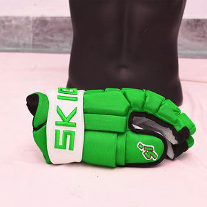 Gants de hockey sur glace légers et personnalisés Nouveau style de gants de hockey sur glace Gants de hockey sur glace de qualité supérieure avec toutes les tailles - Product Image 2