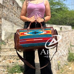 New Western 100% Bolsas de viaje de cuero genuino de grano completo Correas ajustables multifuncionales Bolsas de Viaje Unisex Bolsas de fin de semana - Product Image 1