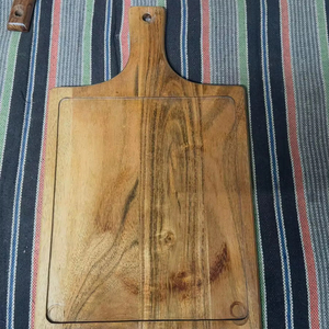 Planche à découper rectangulaire en bois personnalisée écologique en gros avec logo, accessoire de cuisine à domicile, fait à la main - Product Image 1