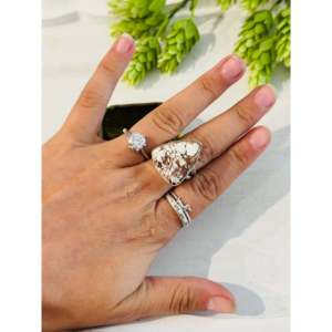 Bague artisanale bohème du Sud-Ouest avec cheval sauvage et argent sterling, pierre naturelle taillée, taille 10, pour usage quotidien - Product Image 2