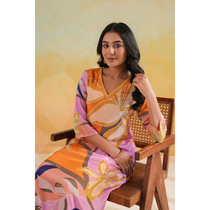 Ensemble Kurta Misbah Hiba imprimé mandarine-moutarde avec pantalon - Product Image 4