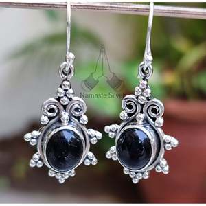 Pendientes Colgantes Boho Hechos a Mano con Piedras Preciosas, Ónix Negro y Zafiro, Plata de Ley, Regalo Perfecto para Cumpleaños, Aniversario o Navidad para Ella - Product Image 6