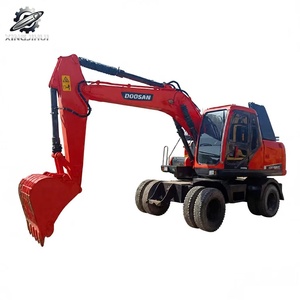 รถขุดล้อยาง Doosan DX150 มือสอง ขนาด 15 ตัน บุ้งกี๋ 0.75 ลบ.ม. แบรนด์เกาหลีแท้ รถขุดก่อสร้างขนาดกลาง ชั่วโมงการใช้งานต่ำ ได้รับการรับรองมาตรฐาน CE - Product Image 1