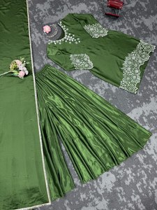 Designer Lehenga Kurti avec brodé Dupatta Bollywood Traditional Wear India Pakistan Festive Dress - Product Image 6