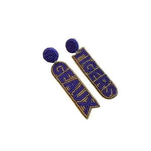 ต่างหูห้อยประดับลูกปัดลายกีฬาใหม่ งานปักมือ ต่างหูแบบยาว น้ำหนักเบา เครื่องประดับสำหรับผู้หญิงจากอินเดีย - Product Image 1