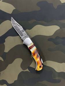 Couteau de poche pliant en acier damas fait à la main avec gaine de manche en bois d'os de haute qualité Support OEM personnalisé pour le camping - Product Image 3