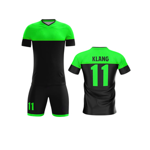 Conjunto de Camiseta y Pantalones Cortos de Fútbol Sublimados Personalizados de Alta Calidad, Poliéster Transpirable de Secado Rápido, Diseño de Equipación de Fútbol - Product Image 3