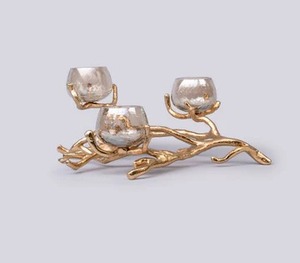 Bougeoir artisanal avec branche d'arbre dorée et verre, parfait pour un salon élégant, une chambre à coucher et un décor de salle à manger. - Product Image 2