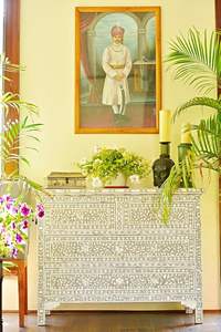 Table décorative pour le salon Table console en incrustation d'os de qualité supérieure, parfaite pour les couloirs et les entrées à un coût abordable - Product Image 3