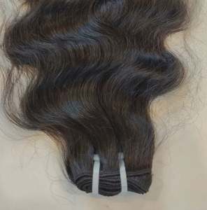 Extensions de cheveux humains Remy indiennes de qualité salon, vente en gros pour les salons de beauté en promotion - Product Image 1