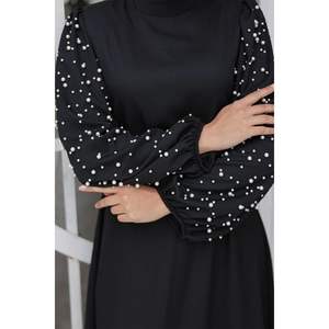 มุกสีดำ-รายละเอียดฮิญาบชุดราตรีเจียมเนื้อเจียมตัว - Product Image 1